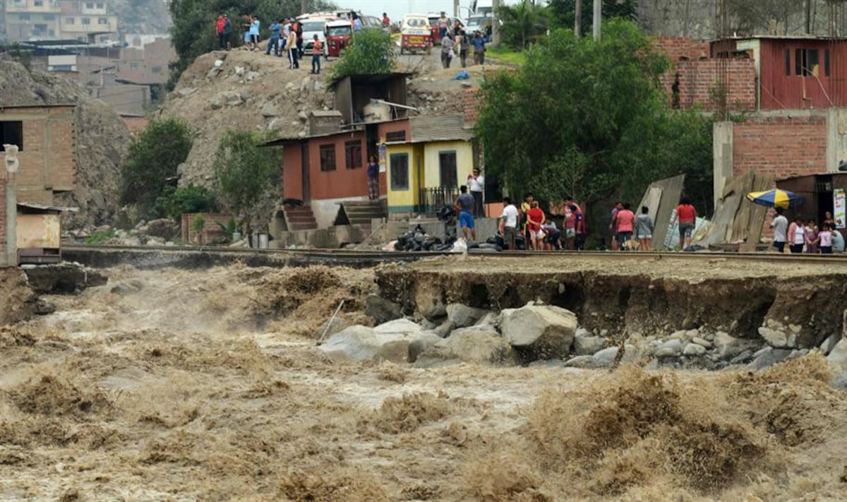 Alud en Perú