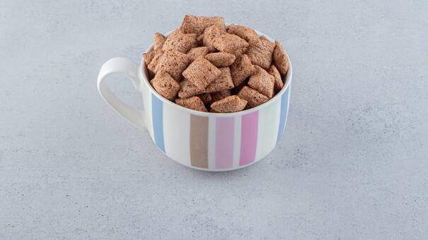 Una competencia para Mantecol: una famosa marca de golosinas lanzó sus nuevas almohaditas rellenas de chocolate