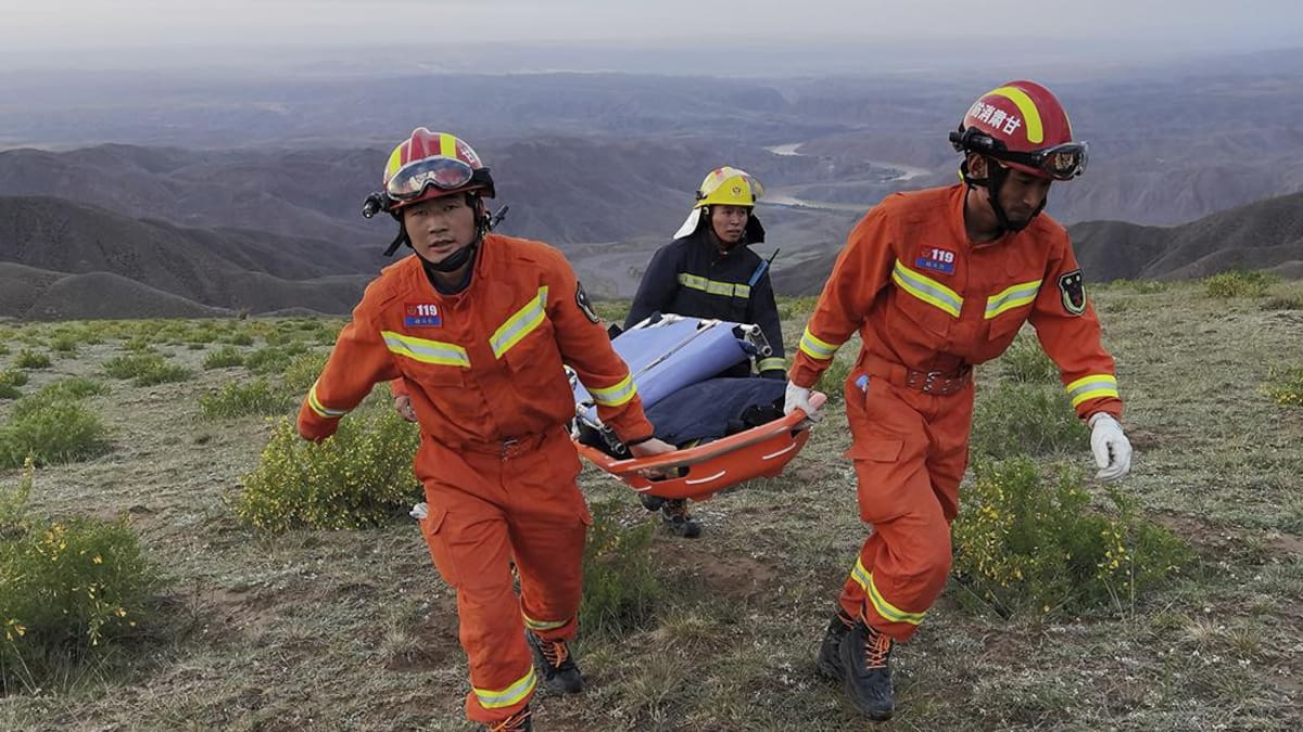 Ola de frío y lluvias con granizo provocaron más de 20 muertos en maratón de montaña en China, Reuters