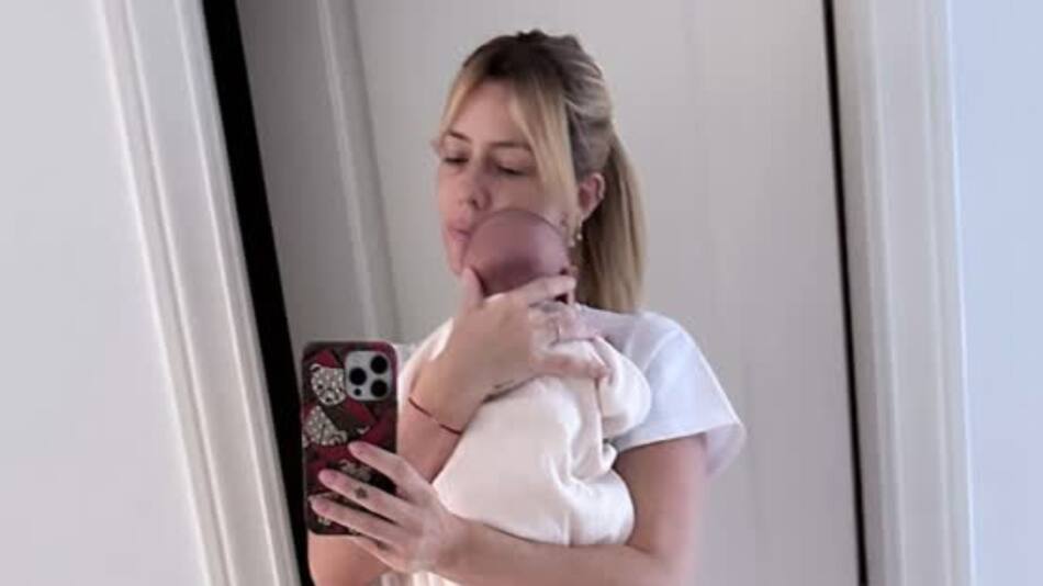 Nicole Neumann junto a su hijo Cruz. Foto: Instagram.