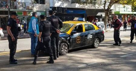 Taxista atropello a cinco turistas en Palermo.