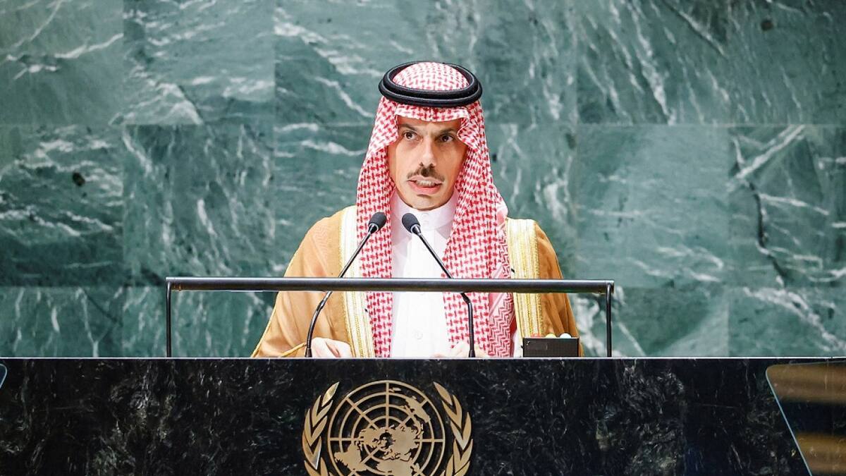 El ministro de Exteriores de Arabia Saudita, Faisal bin Farhan. Foto: Reuters.