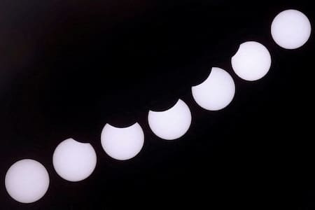 Eclipse solar del 29 de marzo de 2025. Foto: Reuters / Borja Suárez.