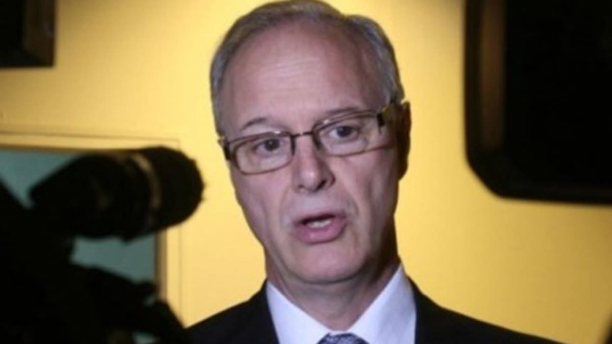 Gollán promete "debate maduro" sobre el aborto