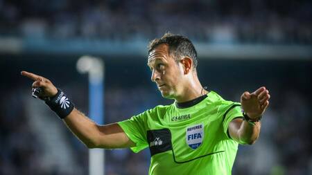 Darío Herrera será el árbitro del Superclásico. Foto: NA.