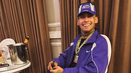 ¿Se olvidó de Wanda Nara?: filtran una foto de L-Gante a los besos con otra mujer en un boliche