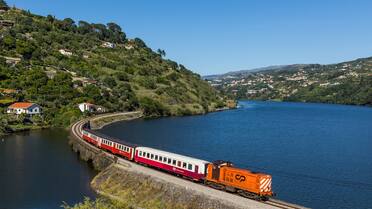 Uno de los mejores viajes en tren de Europa: sale desde Portugal hacia España y su boleto cuesta menos de 15 euros