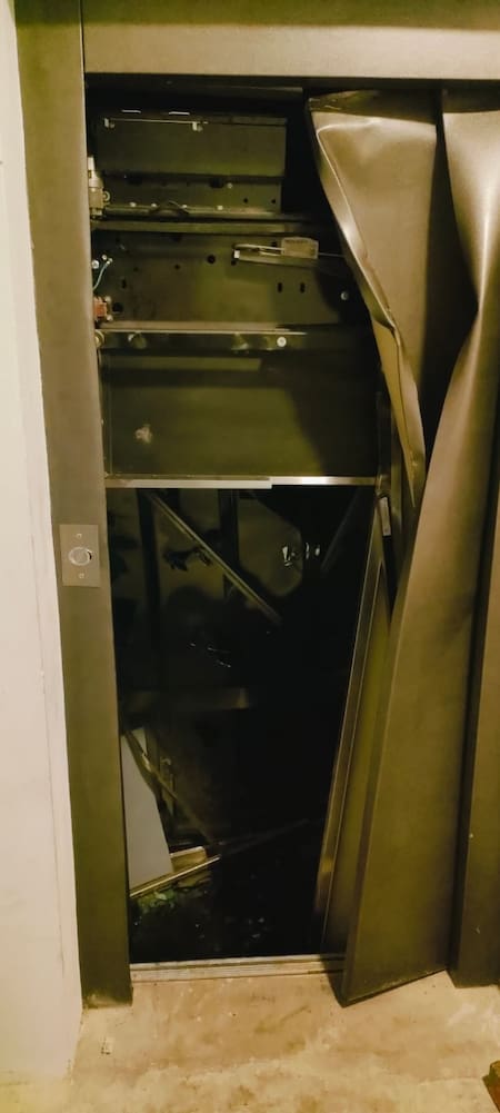 Desplome de un ascensor en Palermo.