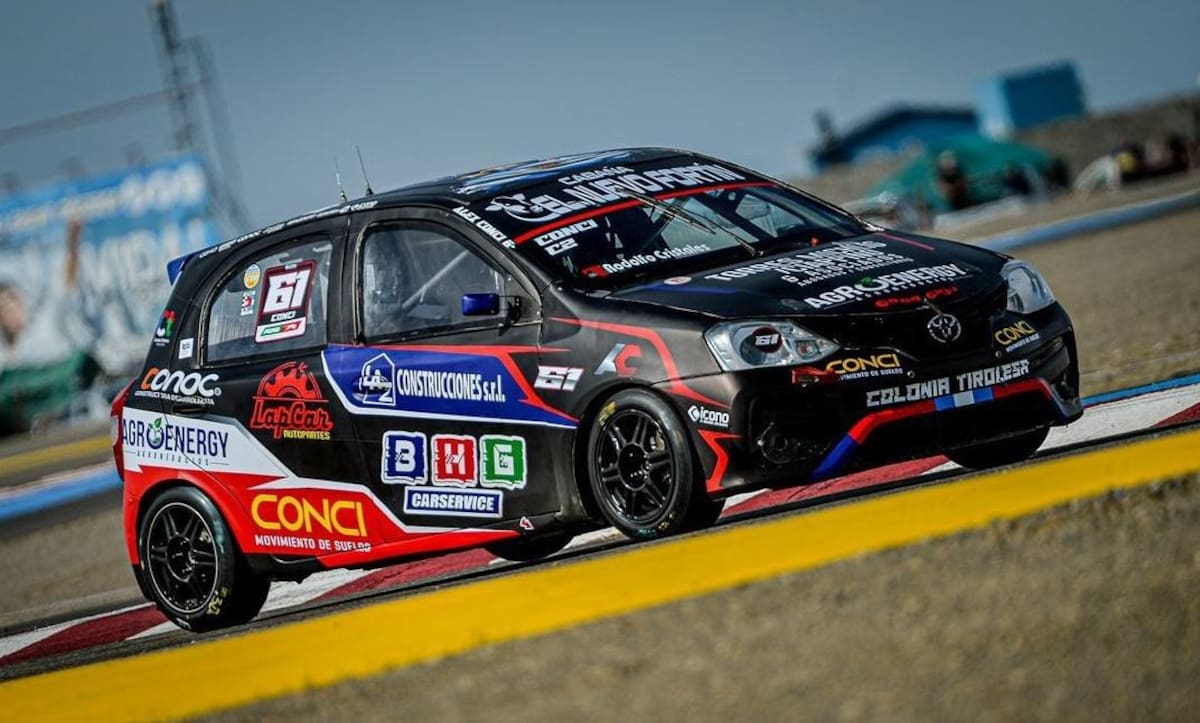 El auto de Alex Conci en la categoría de Turismo Nacional. Foto: Instagram @alexaaconci.
