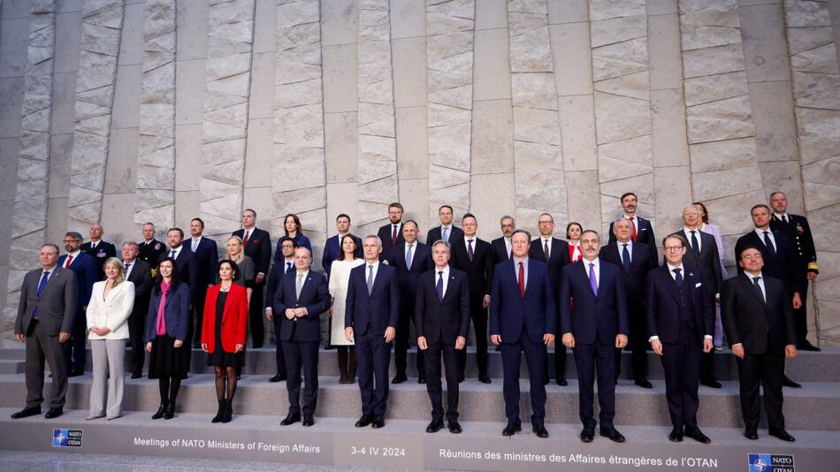 Ministros de Exteriores de la OTAN. Foto: Reuters.