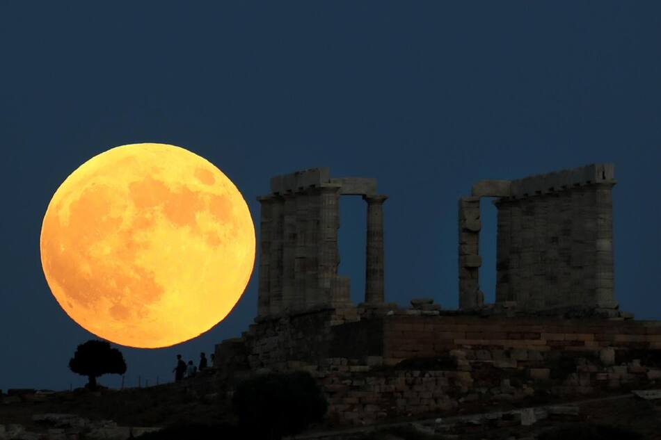 Luna de Sangre, Eclipse lunar, Templo del Poseidón, Atenas, Grecia, Reuters