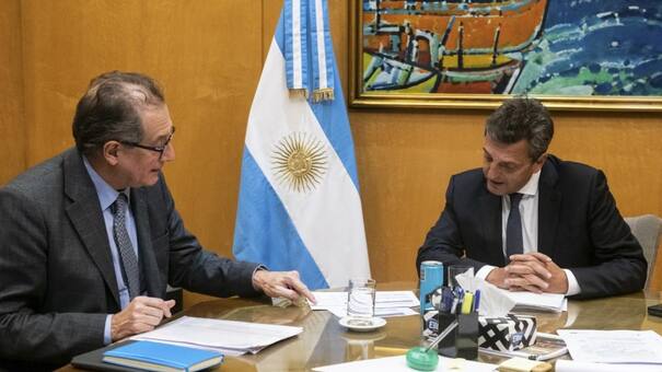 Sergio Massa se reunió con Miguel Pesce en el Palacio de Hacienda