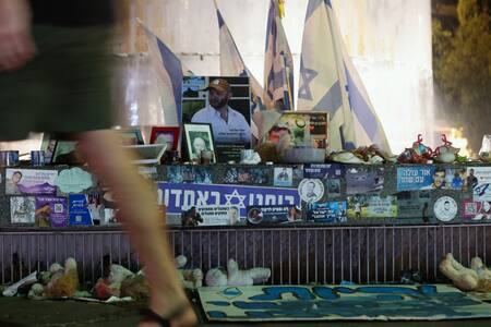 Plaza de los rehenes, Tel Aviv; guerra Israel-Hamás. Foto: Reuters