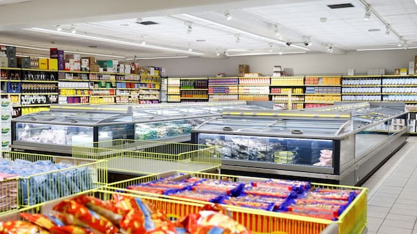 Por la caída de las ventas, un histórico supermercado anunció el cierre de varias sucursales: cuáles son y dónde están ubicadas