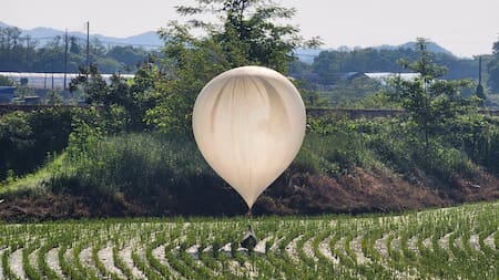 Corea del Norte envía globos con desechos al Sur. Foto: Reuters.
