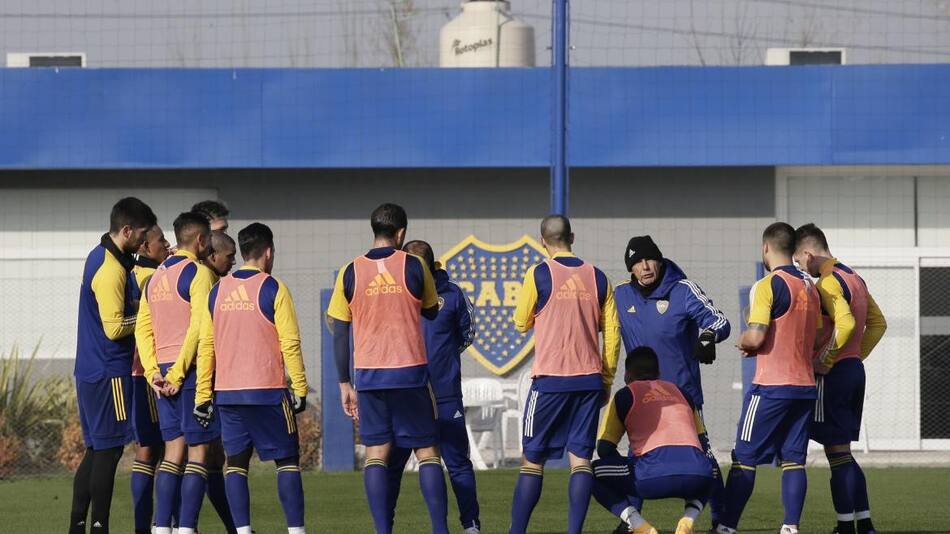 Entrenamiento de Boca, fútbol argentino, NA