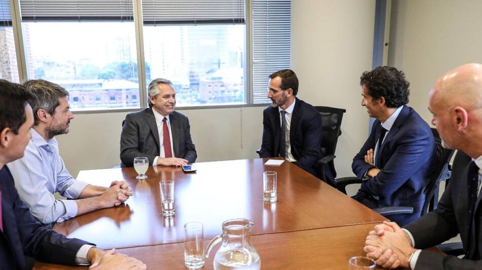 Alberto Fernández recibió al CEO global del Grupo Carrefour Alexandre Bompard