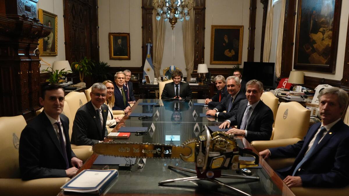 El Presidente Javier Milei recibió en Casa Rosada al Secretario del Tesoro de los Estados Unidos, Scott Bessent, en Casa Rosada. Foto: Presidencia
