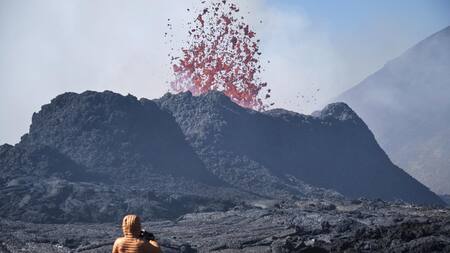 Erupción volcánica en Islandia desata una nube tóxica. Foto: EFE