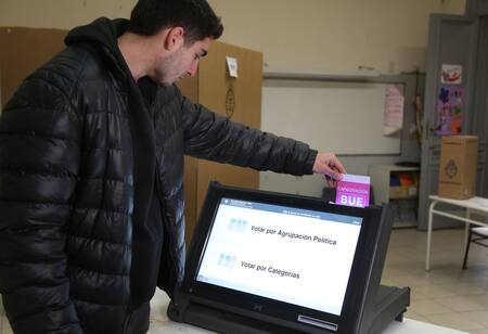 Boleta Única Electrónica. Foto: NA/Mariano Sánchez