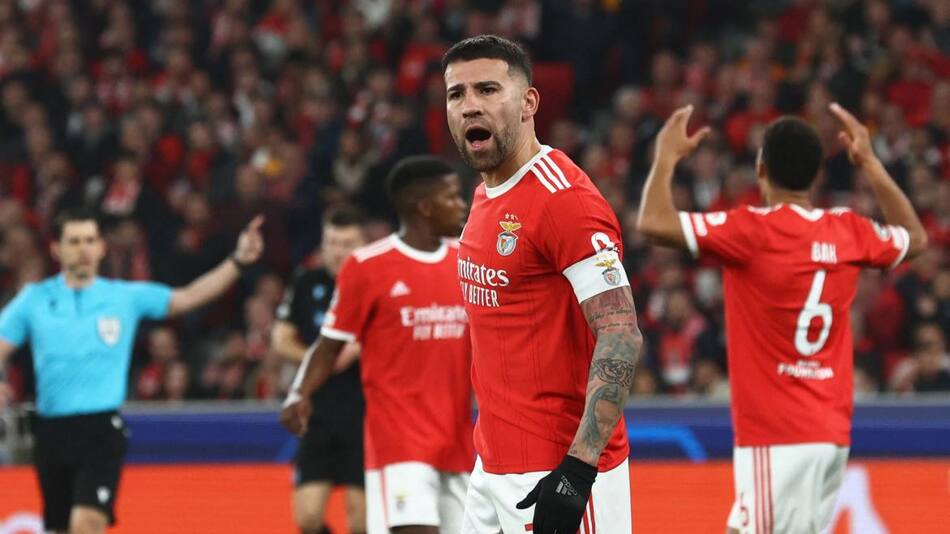 Nicolás Otamendi. Foto: Reuters.