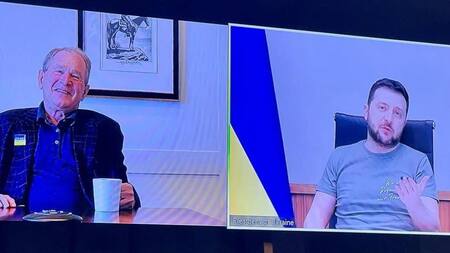 George Bush en videoconferencia con Zelenski. Foto: Instagram @georgewbush.