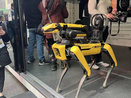 Presentación de los robots que patrullarán en Nueva York. Foto: EFE