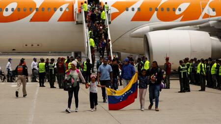 Repatriación de migrantes venezolanos provenientes de Estados Unidos. Foto: Retuters/Leonardo Fernandez Viloria