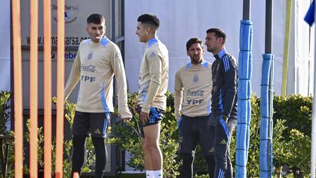 Scaloni confirmó a Messi para el partido ante Colombia. Foto: NA/Juan Foglia.