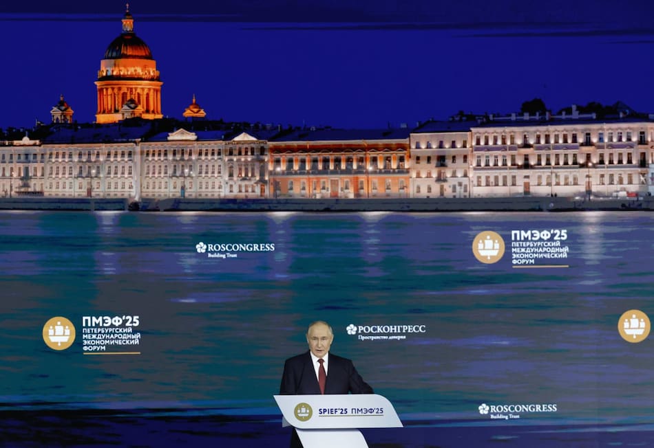 Vladimir Putin en el Foro Económico Internacional de San Petersburgo. Foto: EFE.