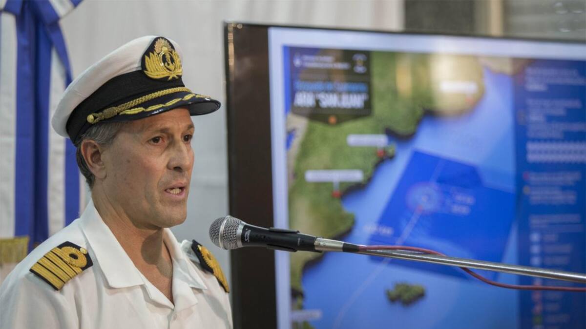 Enrique Balbi - Vocero - Parte de la Armada (NA)