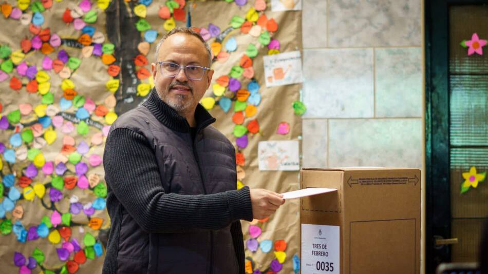 Valenzuela votó en Tres de Febrero.