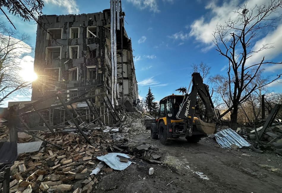 Bombardeo mortal en Izium, Járkov, Ucrania. Foto: Reuters (Sofiia Gatilova)