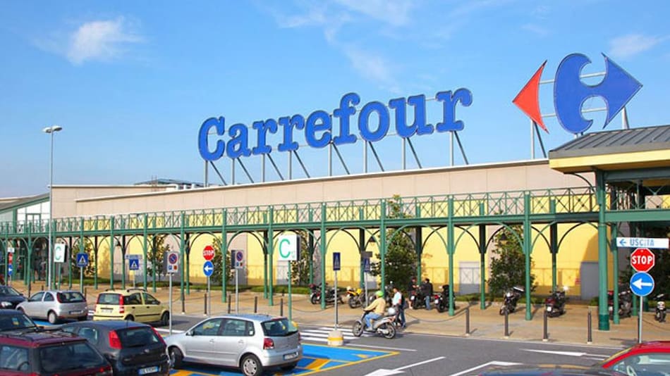 Carrefour compra una reconocida cadena de supermercados.