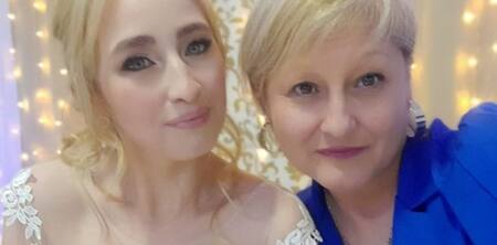 Alison Calfunao junto a su mamá, Carina Calfunao.