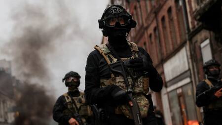 Manifestaciones y violencia en Francia. Foto: Reuters.