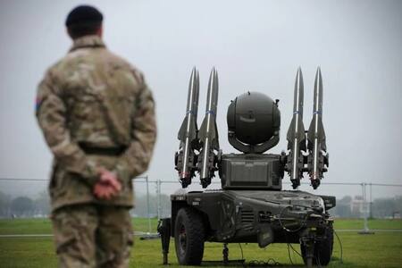 Soldados de Kosovo en Malvinas. Foto: X @Agenda_Malvinas