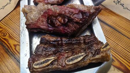 Parrilla argentina. Foto: Instagram @licenciaparacomer