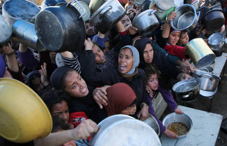 Crisis de hambruna en Gaza. Foto: Reuters.