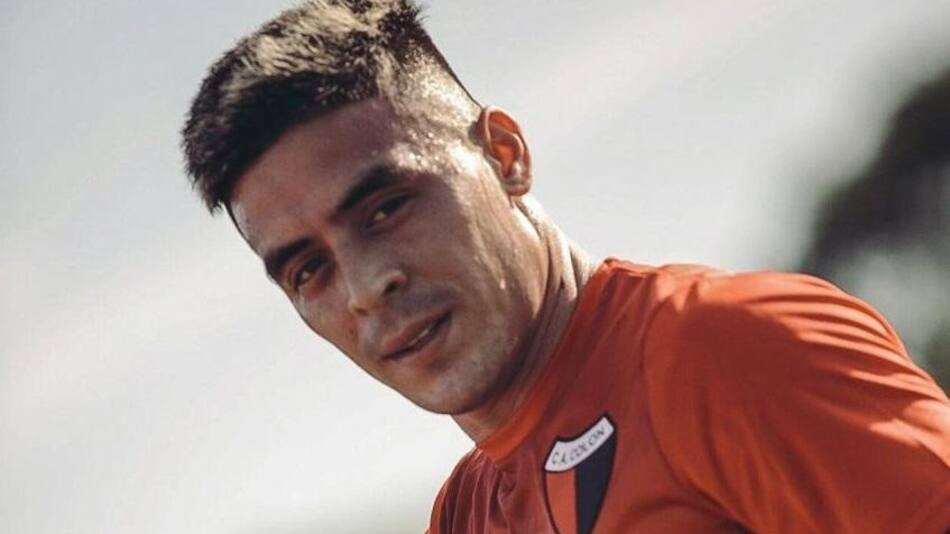 Brian Fernández; Colón de Santa Fe. Foto: Twitter @ColonOficial.