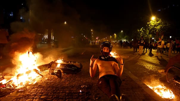 Tragedia en Francia: los festejos por el título del PSG dejaron dos muertos, cientos de heridos y detenidos