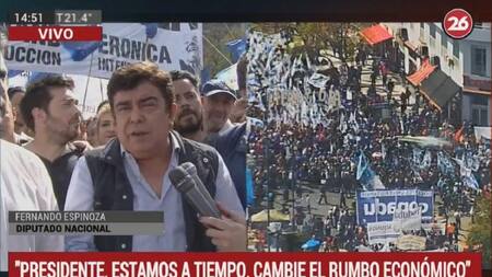 Marcha en Plaza de Mayo - Fernando Espinoza