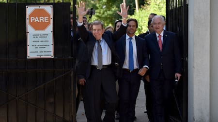 Edmundo González Urrutia se reunió con Luis Lacalle Pou. Foto: Reuters