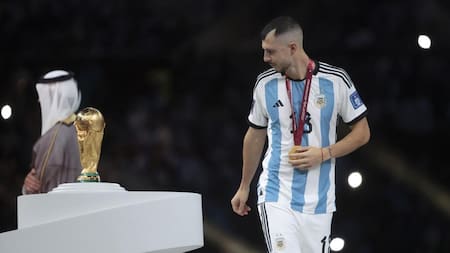 Guido Rodríguez en el Mundial de Qatar. Foto: EFE.