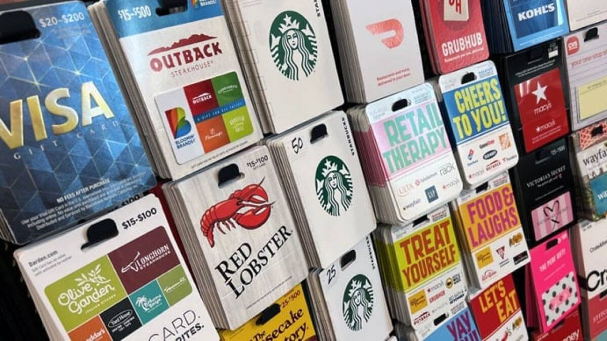Distintas marcas venden tarjetas de regalo.