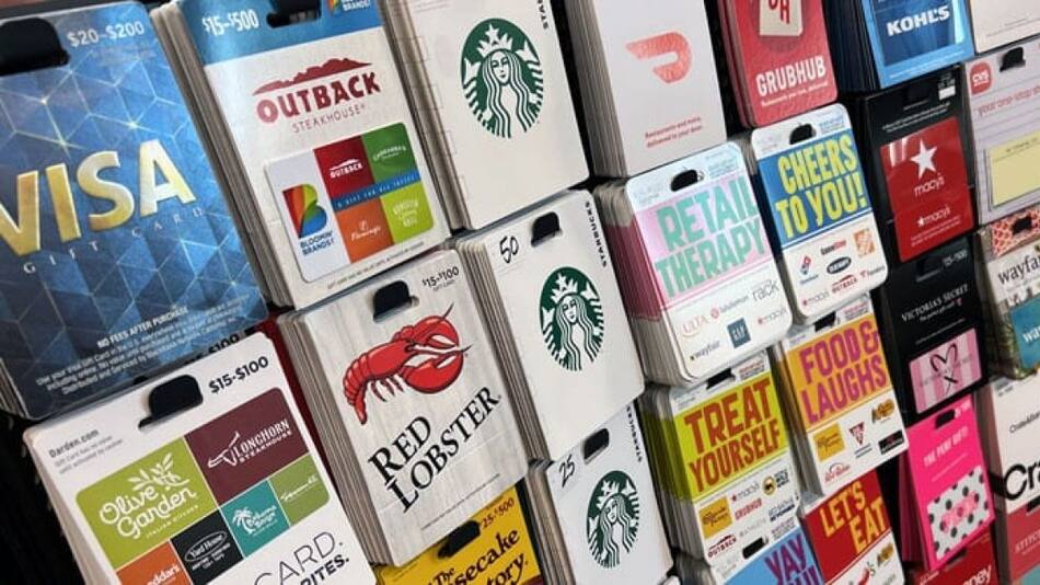 Distintas marcas venden tarjetas de regalo.