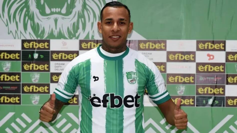 Sebastián Villa presentado en su nuevo club. Foto: Instagram