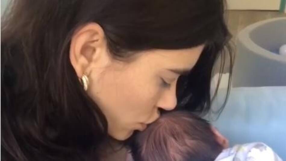 Eva de Dominici, bebé