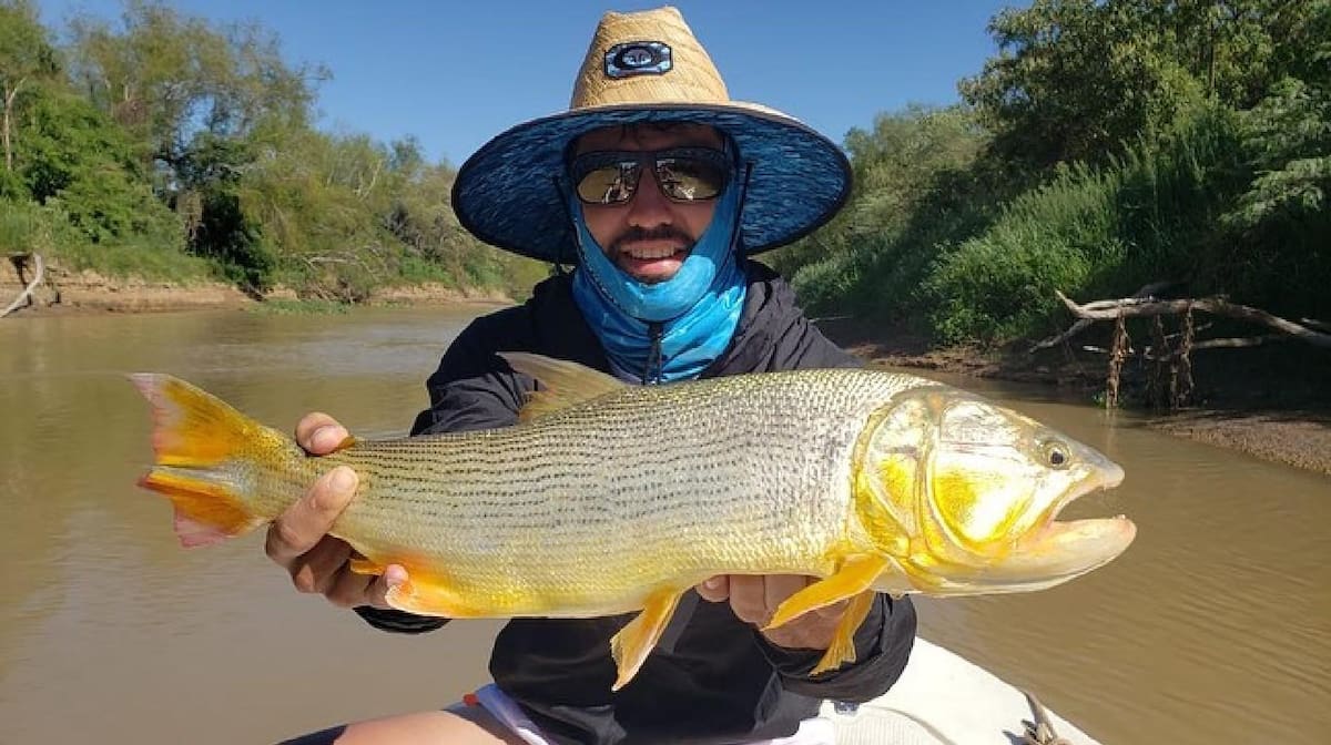sergio kun agüero en esquina corrientes pescando