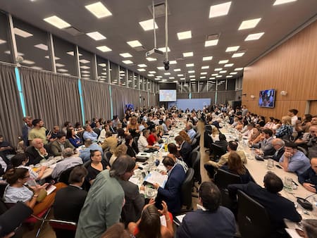 Plenario en Diputados para emitir dictamen de Reforma Laboral.